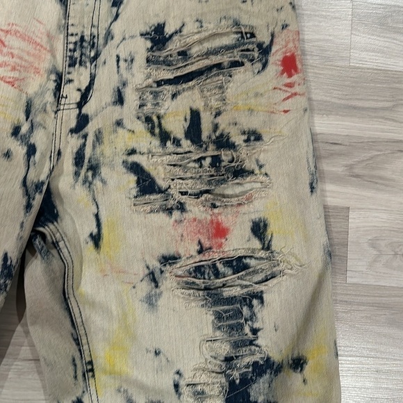 Lion Dynasty Men’s Destroyed Bleached & Ripped Denim shorts Sz 46 Slim - Picture 4 of 9